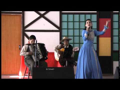 Enart 2010  »  Intérprete Feminino  »  Paola M. Schmitz