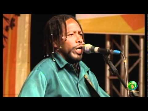 Triunfo em Festa 2010  »  18º Escaramuça da Canção Gaudéria  »  N'outro baile da ramada