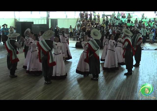 Enart 2010  »  Danças Tradicionais - Força B  »  Soc. Gaúcha de Lomba Grande