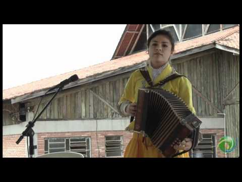 FENART 2011  »  Gaita até 8 Baixos  »  Thais de Menezes Ferreira