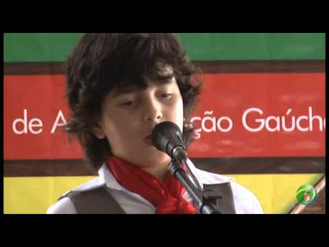 FENART 2011 » declamação peão mirim  »  Victor Pertile Carazzato