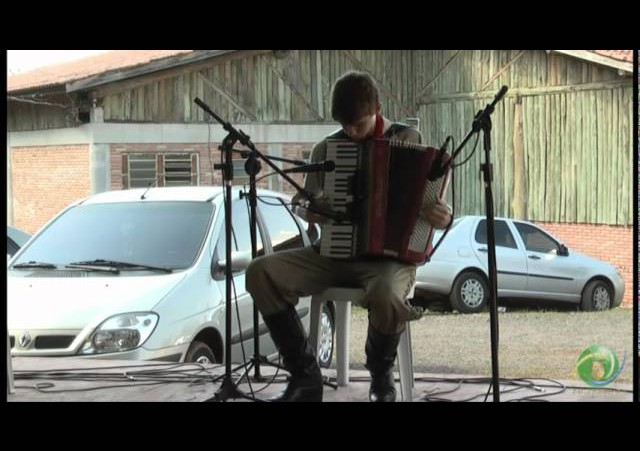 FENART 2011  »  Gaita Piano  »  Vinicius Surmacz