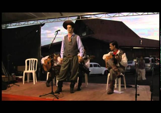 FENART 2011  »  Intérprete Adulto  »  Andrey Kowalski