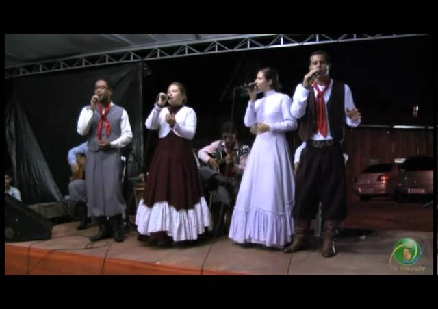 FENART 2011  »  Conjunto Vocal  »  CTG Cultivando a Tradição B