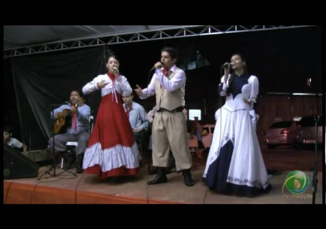 FENART 2011  »  Conjunto Vocal  »  CTG Cultivando a Tradição A