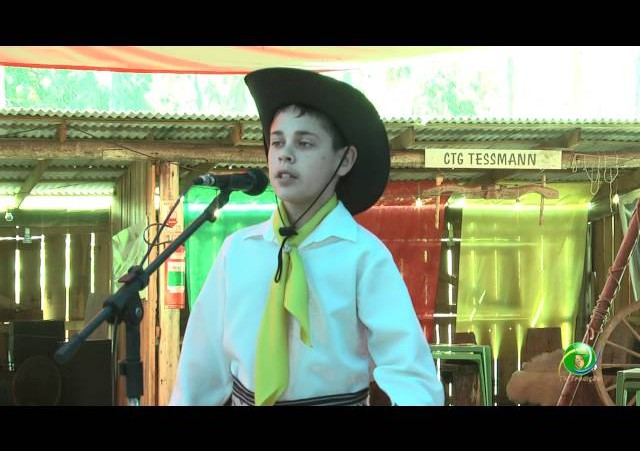 Festejos Farroupilhas de Novo Hamburgo 2011 »  Rodeio Escolar »  Declamação »  Felipe Feiden