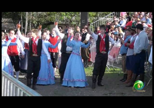 Acendimento da Chama Crioula 2012 »  Venâncio Aires » Teatro do processamento da erva mate