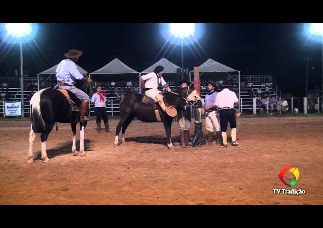 20º Rodeio do Conesul - Gineteada Modalidade Basto aberto - João Silveira