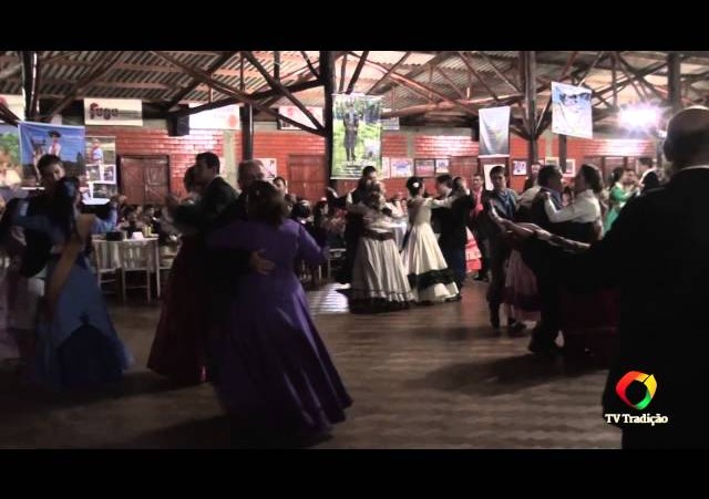 27º Entrevero - Baile com o Grupo Brasil Gaúcho