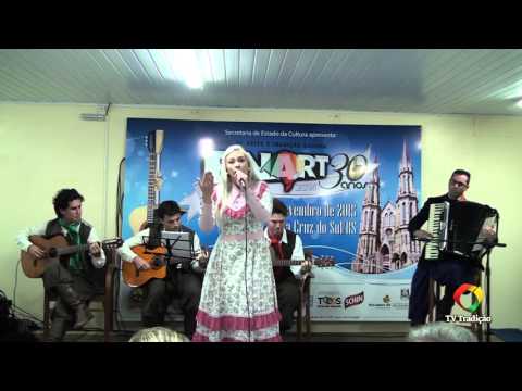 Caroline Quinteiro Macedo - ENART 2015 - Intérprete Solista Vocal Feminino