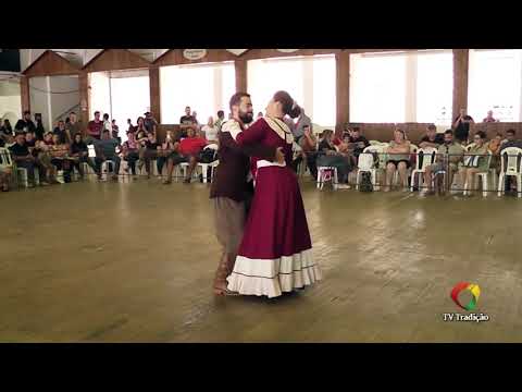 BERNARDO DE MELO RODRIGUES E PAULA MEIRA DE OLIVEIRA DA SILVA - DANÇA DE SALÃO - ENART 2017 - SÁBADO