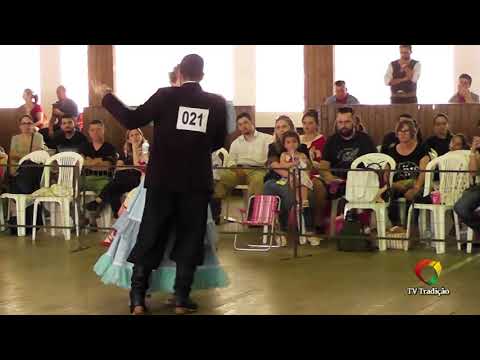 GABRIEL CAMPANHOLA BECKER E LAURA PANZER - DANÇA DE SALÃO - ENART 2017 - SÁBADO