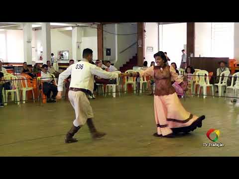 JULIANO WILLIAM DE OLIVEIRA TOMAZ E REGINA DOS SANTOS - DANÇA DE SALÃO - ENART 2017 - SÁBADO