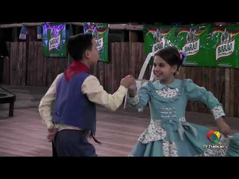 Vinícios e Camili - Danças Tradicionais de Par - 4º Festival Pioneiro da Tradição
