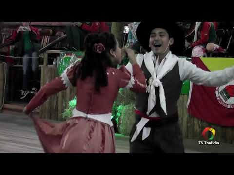 Charles e Nathalia – Danças Tradicionais de Par – 4º Festival Pioneiro da Tradição